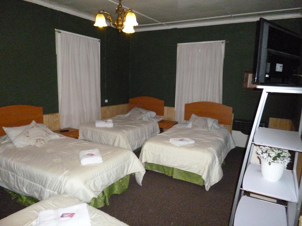 Mi Residencial Hostal Punta Arenas Exterior foto
